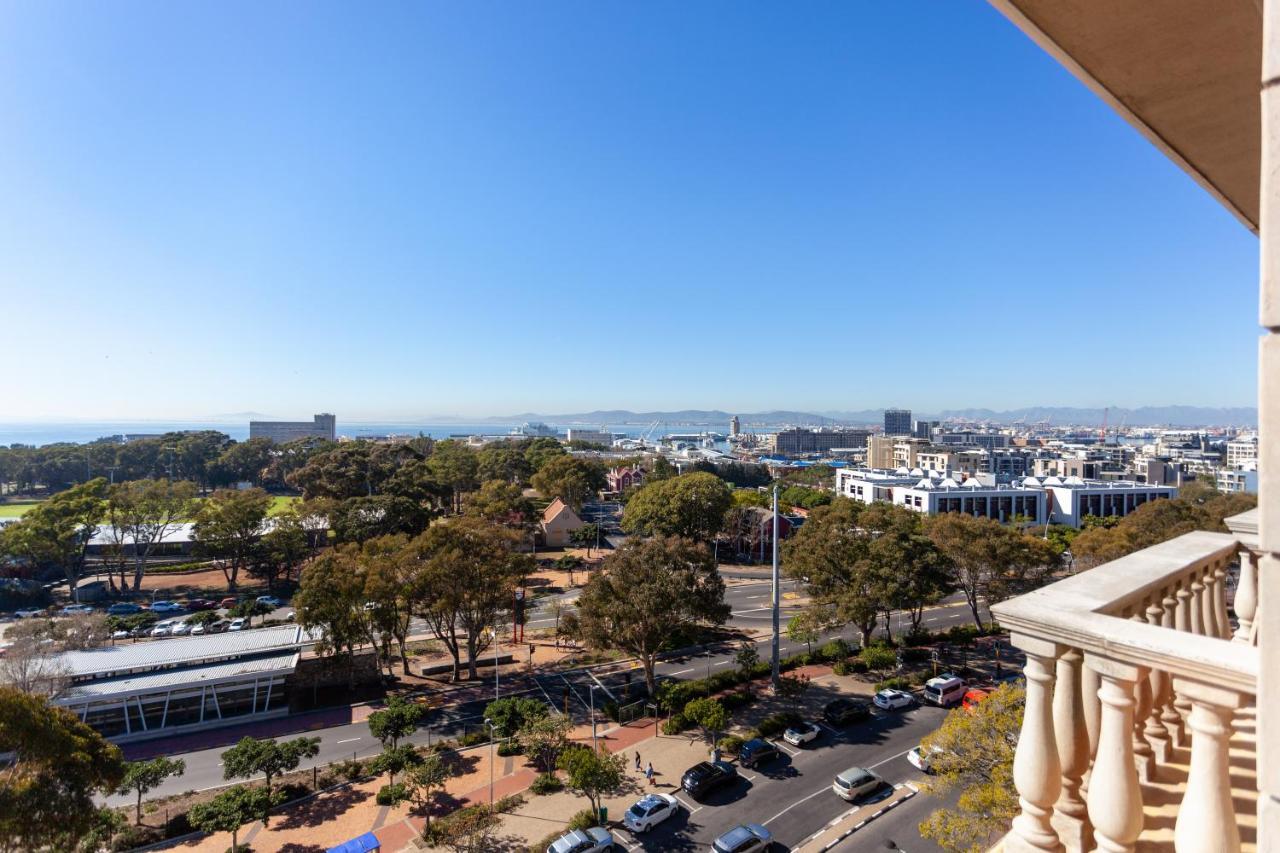 Cape Royale I Whosting Cape Town Exterior photo