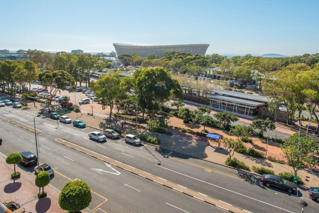 Cape Royale I Whosting Cape Town Exterior photo