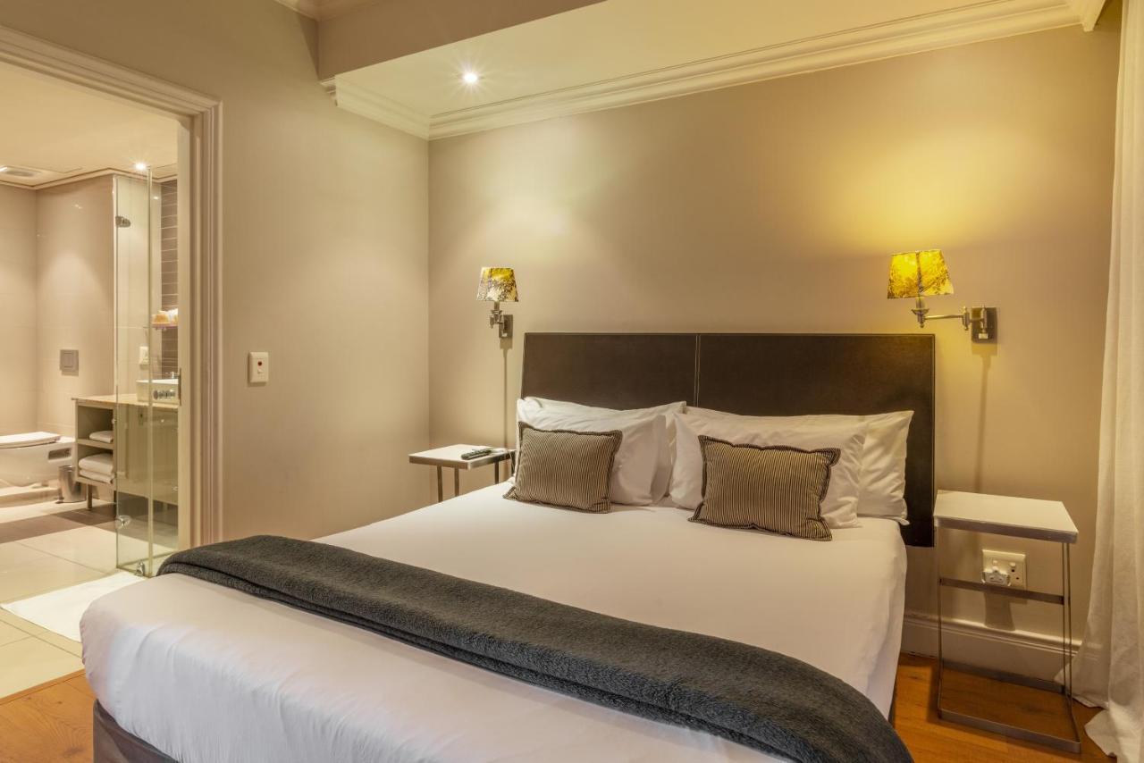 Cape Royale I Whosting Cape Town Exterior photo